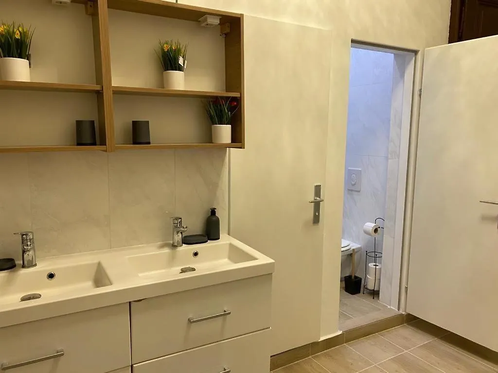 Daire Premium Triple Room Dw Viyana